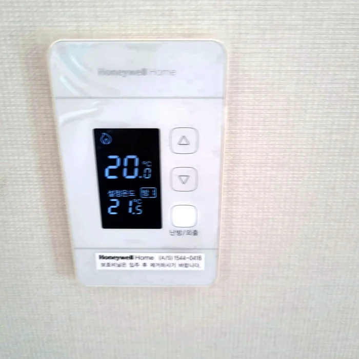개별난방 세대 벽면 온도조절기